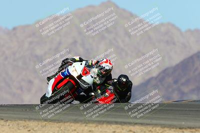 media/Feb-13-2022-SoCal Trackdays (Sun) [[c9210d39ca]]/Turn 9 (1145am)/